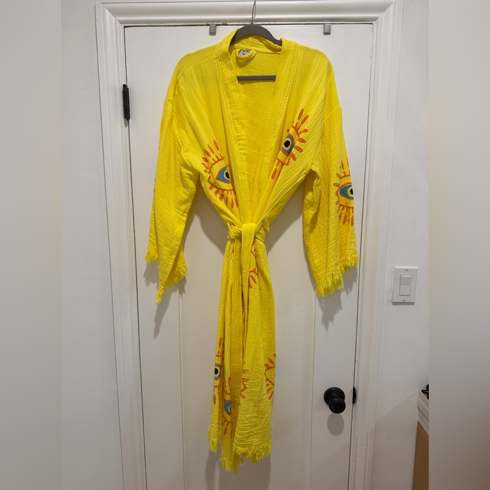 Yellow Eye Embroidered Kimono Robe